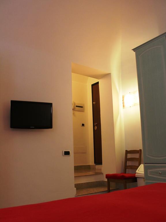 Appartamento Hella Ibernesi 23 Fori Imperiali Inn, New Gestion!